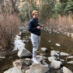 Meet your Posher, Jason